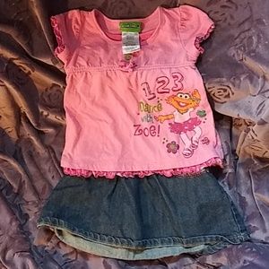 Zoey shirt with a jean skirt